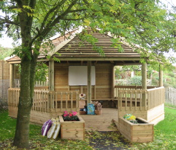 The splendid new outdoor classroom. Waiting for the children to arrive. Harlington Lower School