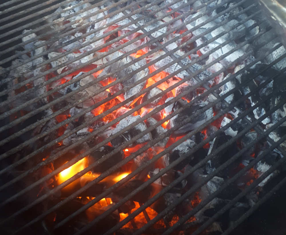 Wassledine lumpwood charcoal burning bright and hot